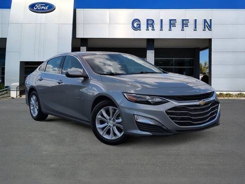 Used 2024 Chevrolet Malibu LT FWD image 1