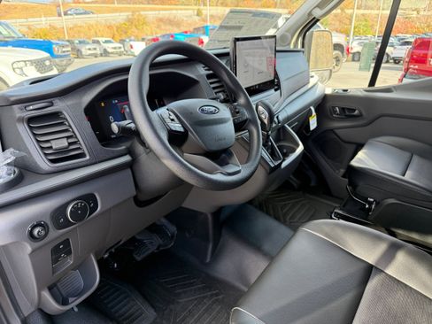 New 2026 Ford Transit 250 148 Medium Roof Extended AWD image 12