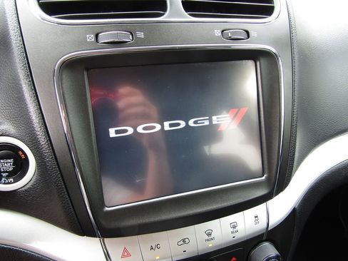 Used 2018 Dodge Journey GT image 13