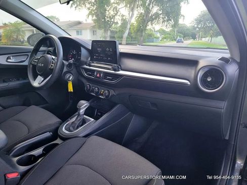 Used 2024 Kia Forte LXS image 30