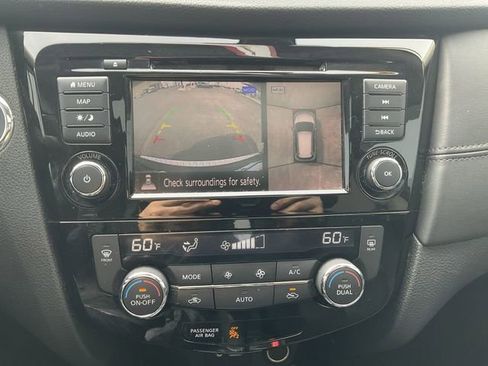 Used 2020 Nissan Rogue SL w/ Premium Package AWD/4WD image 14