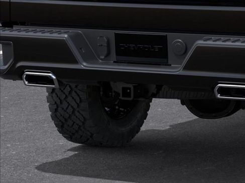 New 2026 Chevrolet Silverado 1500 Custom Trail Boss w/ LPO, Dark Essentials Package AWD/4WD image 14