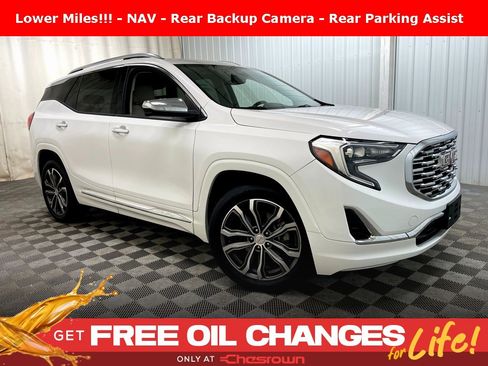 Used 2019 GMC Terrain Denali w/ Driver Alert Package II image 1