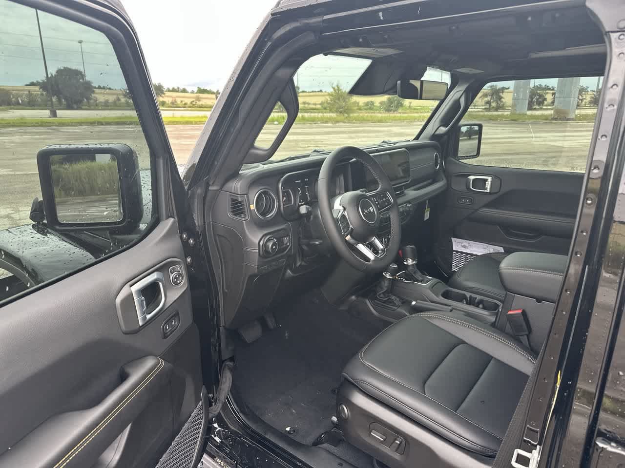 New 2027 Jeep Wrangler Unlimited Sahara AWD/4WD image 10