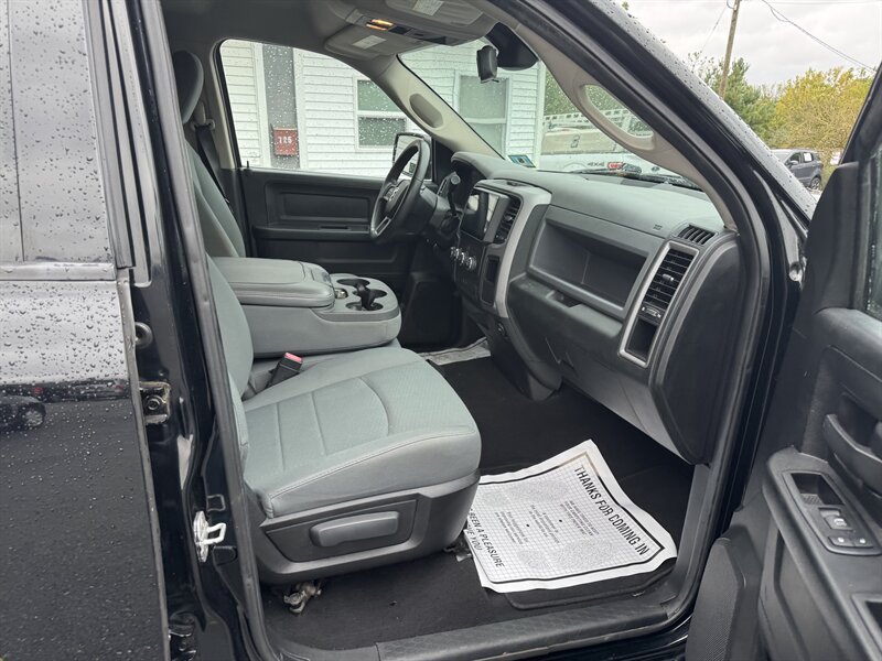 Used 2014 RAM 1500 Express w/ Black Ram 1500 Express Group AWD/4WD image 14