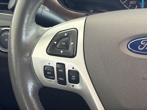 Used 2013 Ford Edge Limited FWD image 29