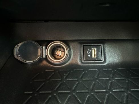 Certified 2024 Toyota RAV4 LE image 36