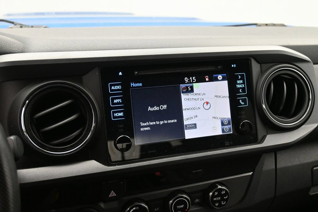 Used 2018 Toyota Tacoma TRD Sport AWD/4WD image 13