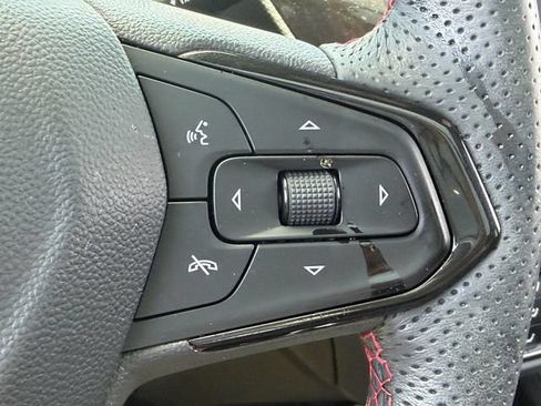 Used 2023 Chevrolet TrailBlazer RS w/ Sun and Liftgate Package FWD image 29