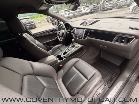 Used 2018 Porsche Macan S AWD/4WD image 28