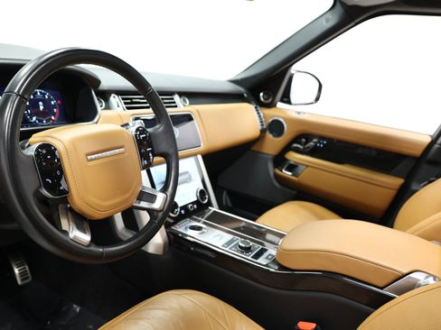 Used 2022 Land Rover Range Rover Long Wheelbase Autobiography image 2