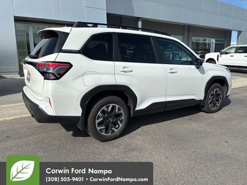 Used 2026 Subaru Forester Premium image 4