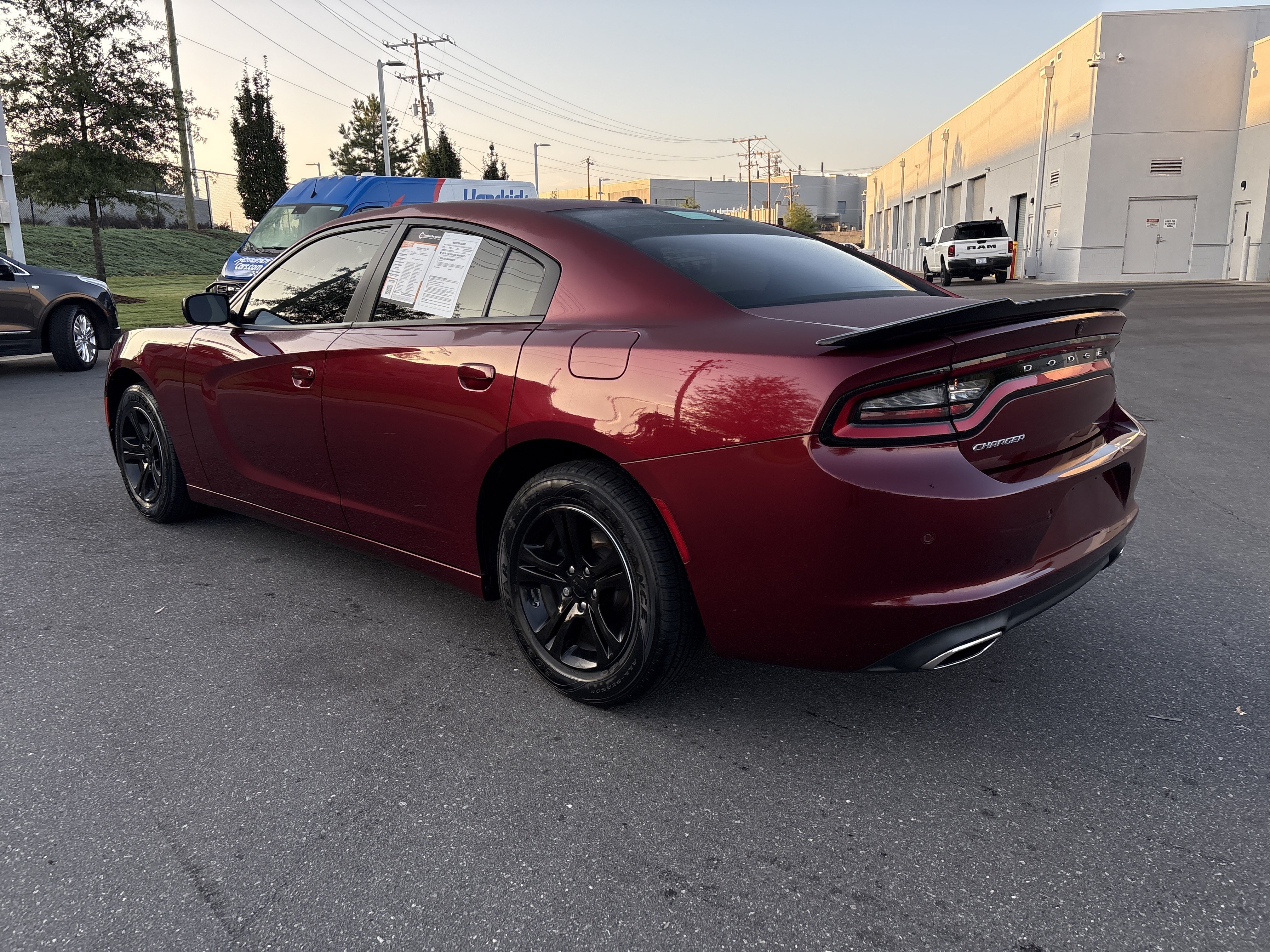 Used 2022 Dodge Charger SXT RWD image 7