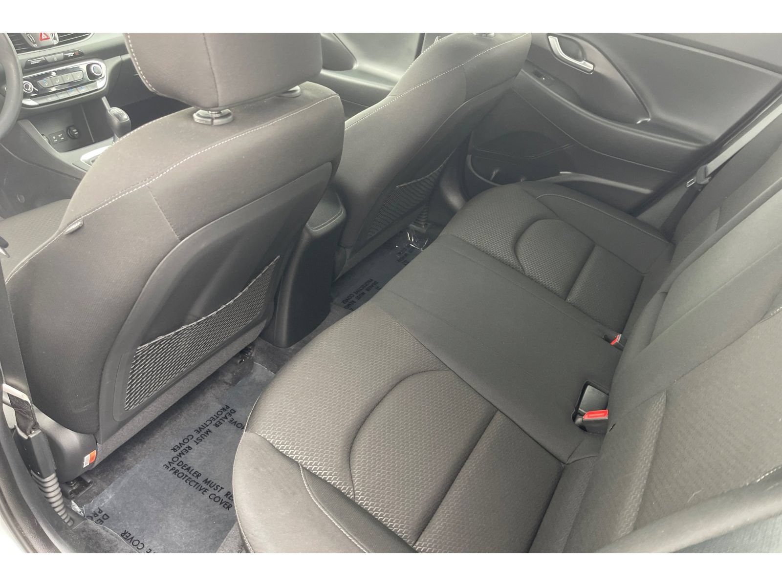 Used 2018 Hyundai Elantra GT FWD image 14