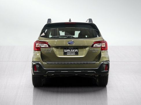 Used 2019 Subaru Outback 3.6R Limited w/ Popular Package #2 AWD/4WD image 4