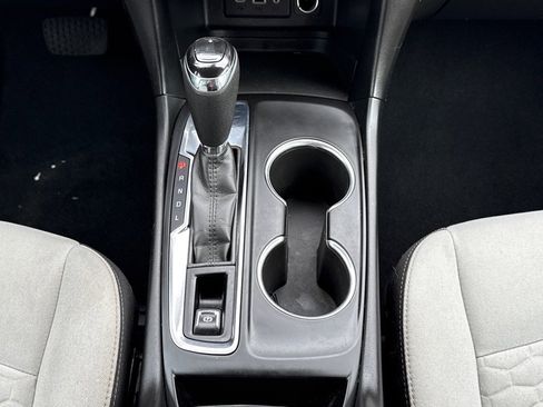 Used 2021 Chevrolet Equinox LT FWD image 22
