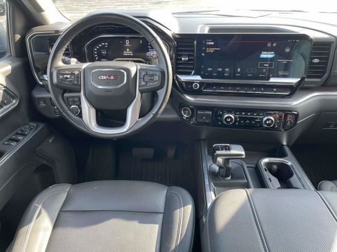 Used 2024 GMC Sierra 1500 SLT w/ SLT Premium Plus Package AWD/4WD image 12