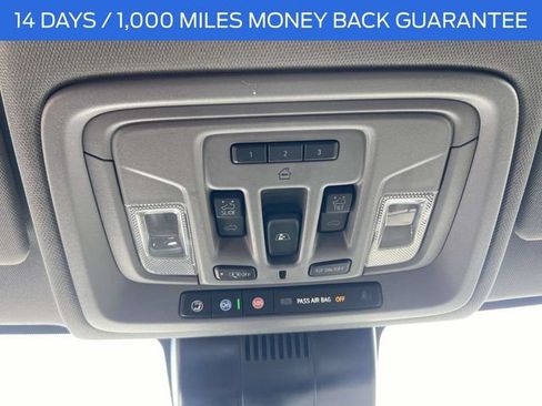 Used 2025 GMC Sierra 1500 Denali AWD/4WD image 26