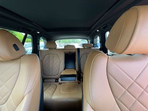 Used 2023 BMW X5 xDrive40i AWD/4WD image 9