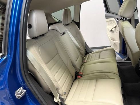 Used 2017 Ford Escape Titanium FWD image 29