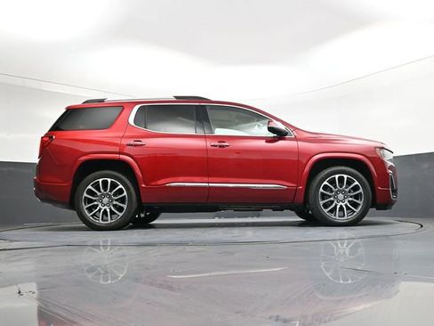 Used 2021 GMC Acadia Denali w/ Denali Ultimate Package image 29