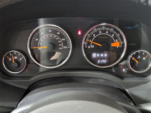 Used 2017 Jeep Compass High Altitude image 11