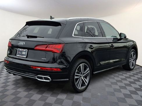 Used 2020 Audi Q5 e Prestige w/ Prestige Package image 6