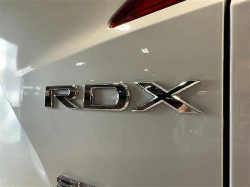 New 2026 Acura RDX SH-AWD image 5