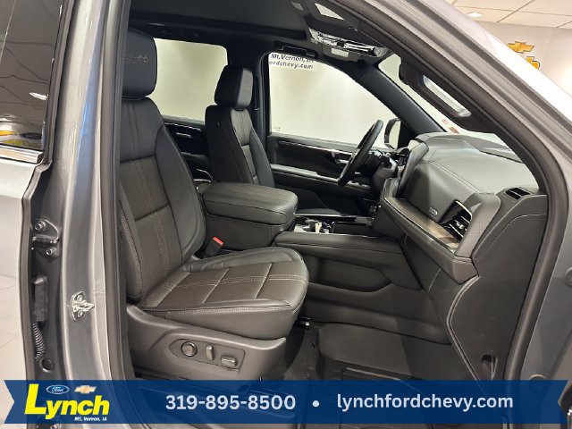 New 2026 Chevrolet Tahoe High Country AWD/4WD image 10