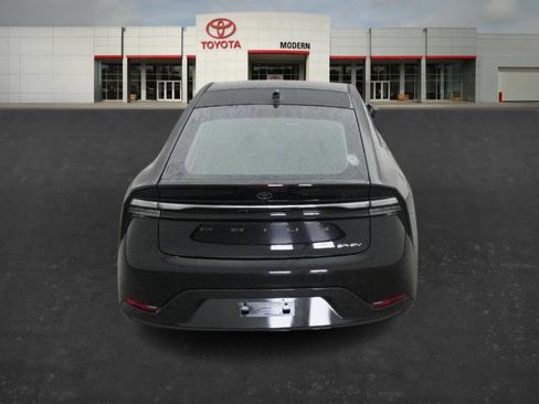 New 2026 Toyota Prius Plug-In Hybrid image 17