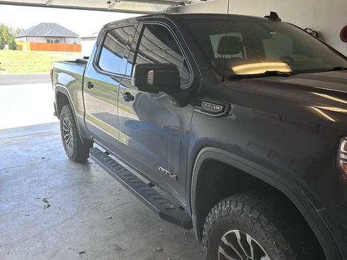 Used 2021 GMC Sierra 1500 AT4 w/ AT4 Preferred Package image 1