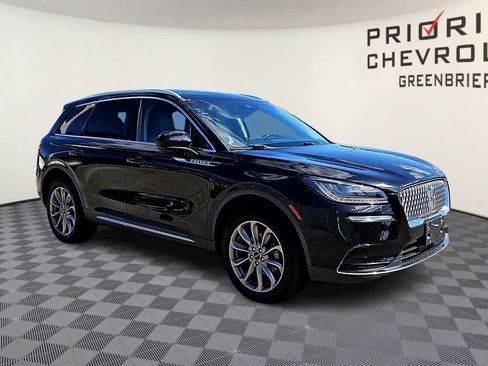 Used 2022 Lincoln Corsair AWD w/ Premium Package image 2