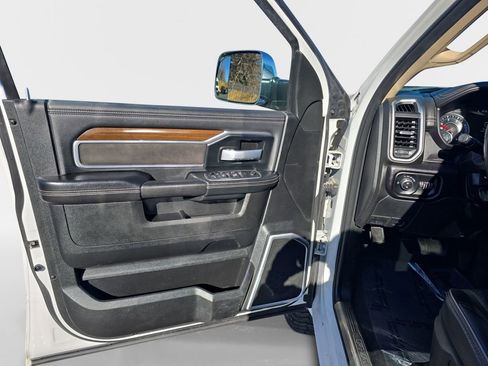 Used 2022 RAM 2500 Laramie image 23