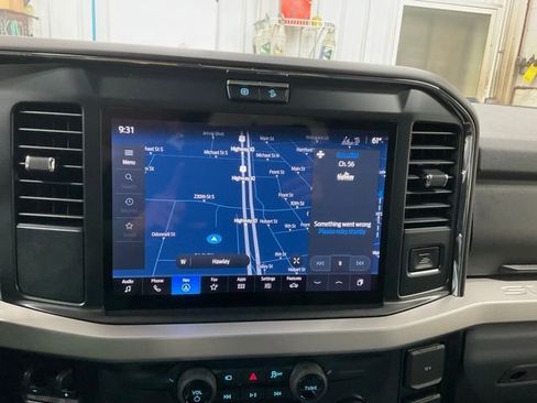 New 2025 Ford F350 XLT w/ Black Appearance Package image 13