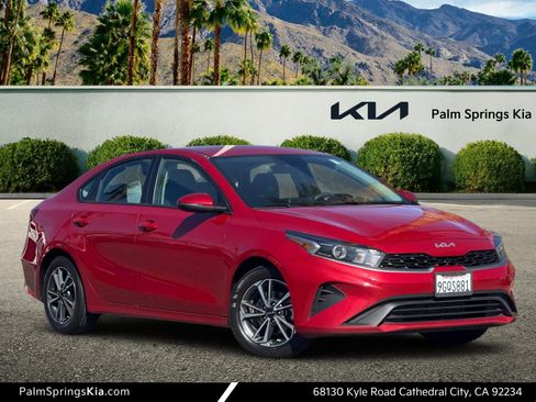 Used 2023 Kia Forte LXS w/ LXS Technology Package image 1