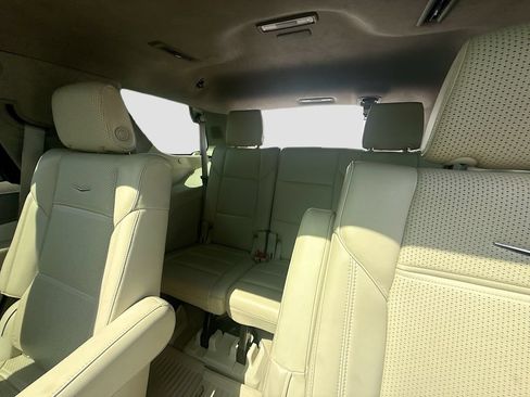 Used 2021 Cadillac Escalade Sport Platinum AWD/4WD image 31