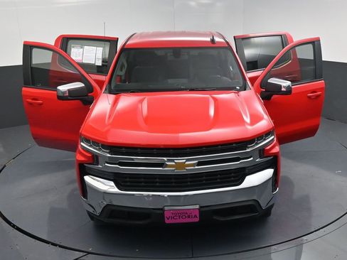 Used 2020 Chevrolet Silverado 1500 LT w/ Texas Edition image 26