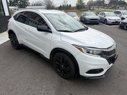 Used 2021 Honda HR-V Sport image 5
