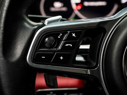 Used 2020 Porsche Panamera GTS image 29