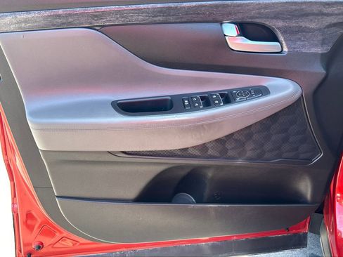 Used 2019 Hyundai Santa Fe SE AWD/4WD image 18