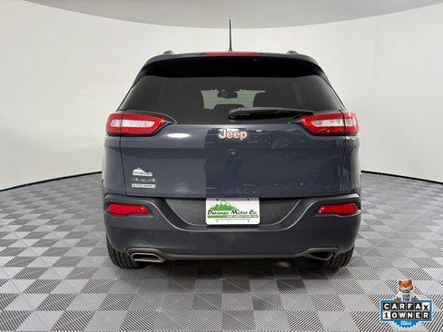 Used 2017 Jeep Cherokee 75th Anniversary AWD/4WD image 9