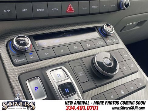 Used 2024 Hyundai Palisade SEL w/ Premium Package FWD image 25