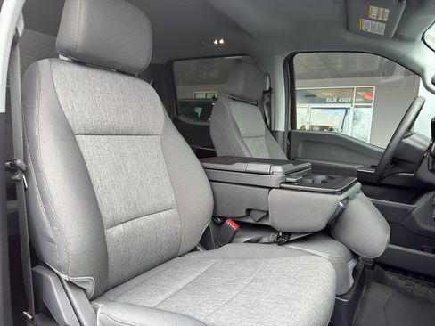 New 2025 Ford F150 XL w/ Equipment Group 103A High image 31