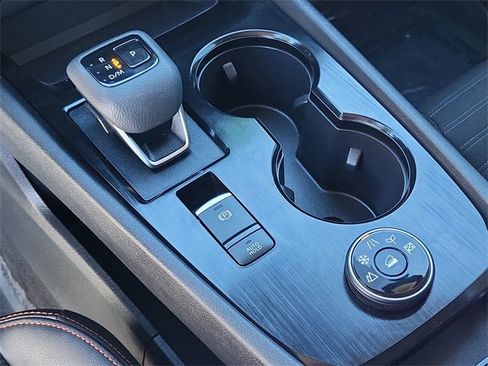 Certified 2025 Nissan Rogue SV image 15