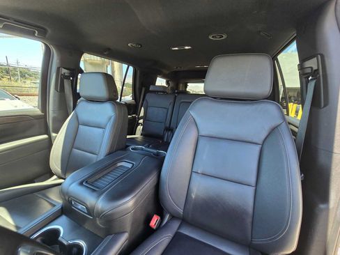 Used 2024 Chevrolet Tahoe LT AWD/4WD image 23