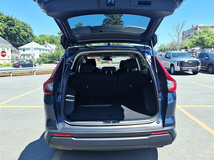 Used 2025 Honda CR-V LX image 10