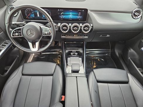 Certified 2021 Mercedes-Benz GLA 250 image 25