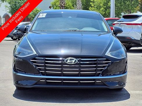 Used 2022 Hyundai Sonata SE w/ Cargo Package FWD image 2