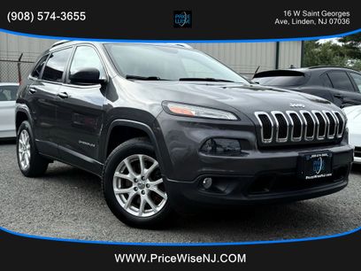 Used 2015 Jeep Cherokee Latitude w/ Comfort/Convenience Group