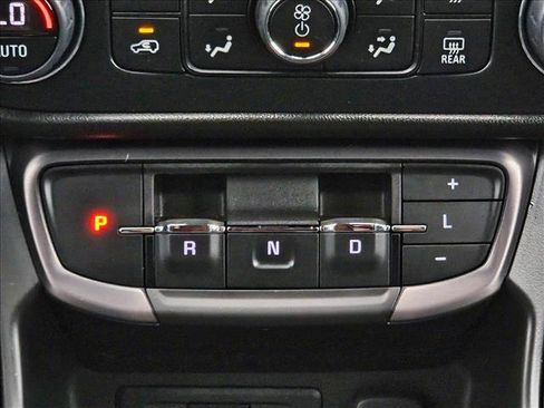 Used 2022 GMC Terrain AT4 w/ Infotainment Package II AWD/4WD image 19